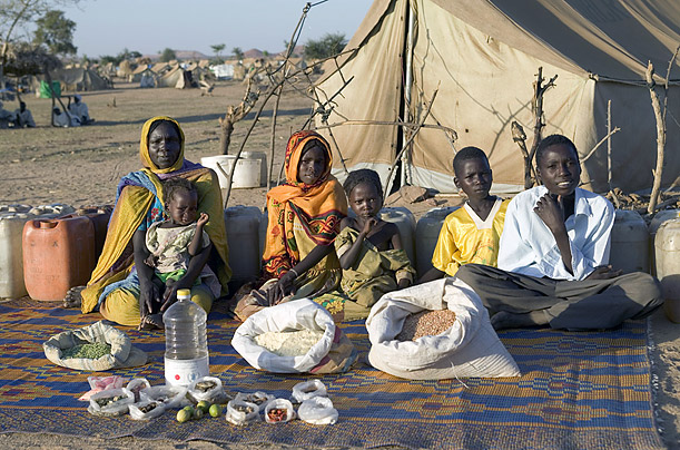 Chad- The Aboubakar family of Breidjing Camp 